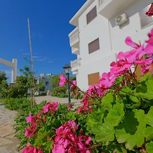 Koloseo Rezidence Appartamento Sarandë